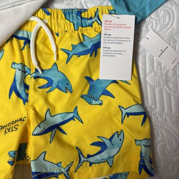 NWT Old Navy Boy’s Shark Swim Set Size 2T - Picture 3 of 5